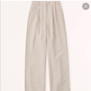 Abercrombie beige high waisted wide leg pants 8 sHort